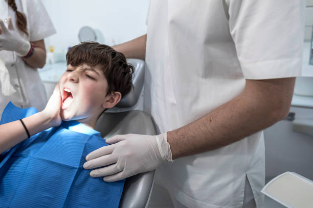 Best Same-Day Emergency Dental Services in Fredonia, KS